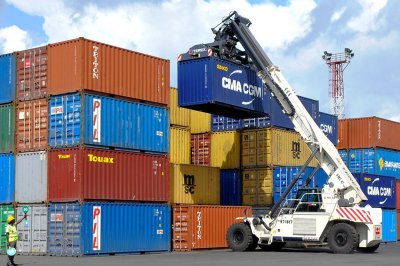 Logistics costs soar, seafood export businesses worry about losses